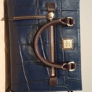 Dooney and Bourke bag